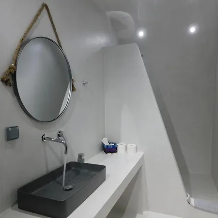 公寓 Fira Canava Rooms